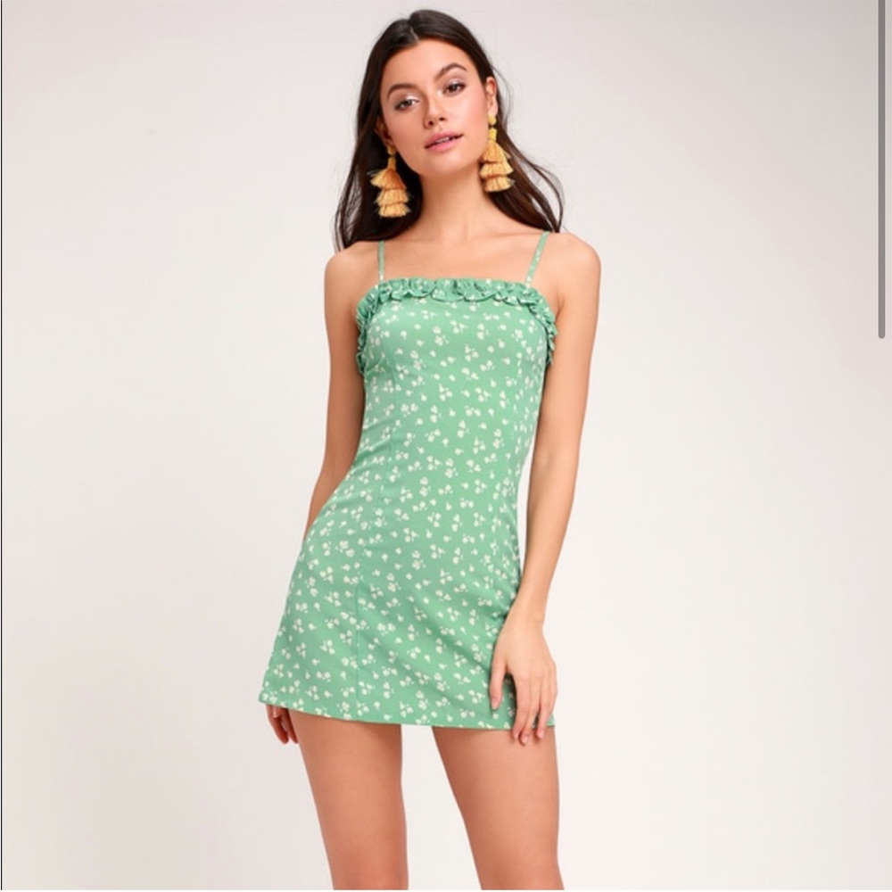 Women’s green floral mini spaghetti dress